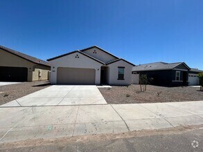 Building Photo - 18461 N Los Gabrieles Way