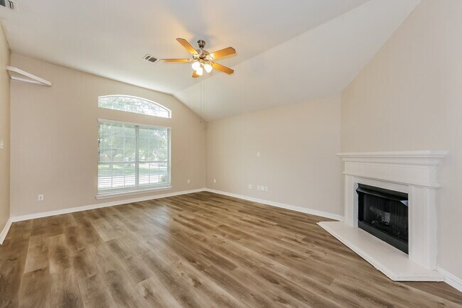 Foto del edificio - 1601 Prescott Dr