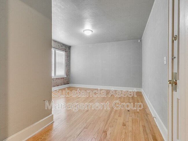 Building Photo - 429 NW 11th St