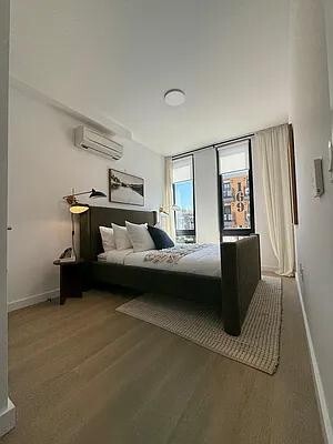 Foto del edificio - 158 Lott St