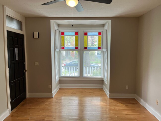 Foto del edificio - 1282 Hunter Ave