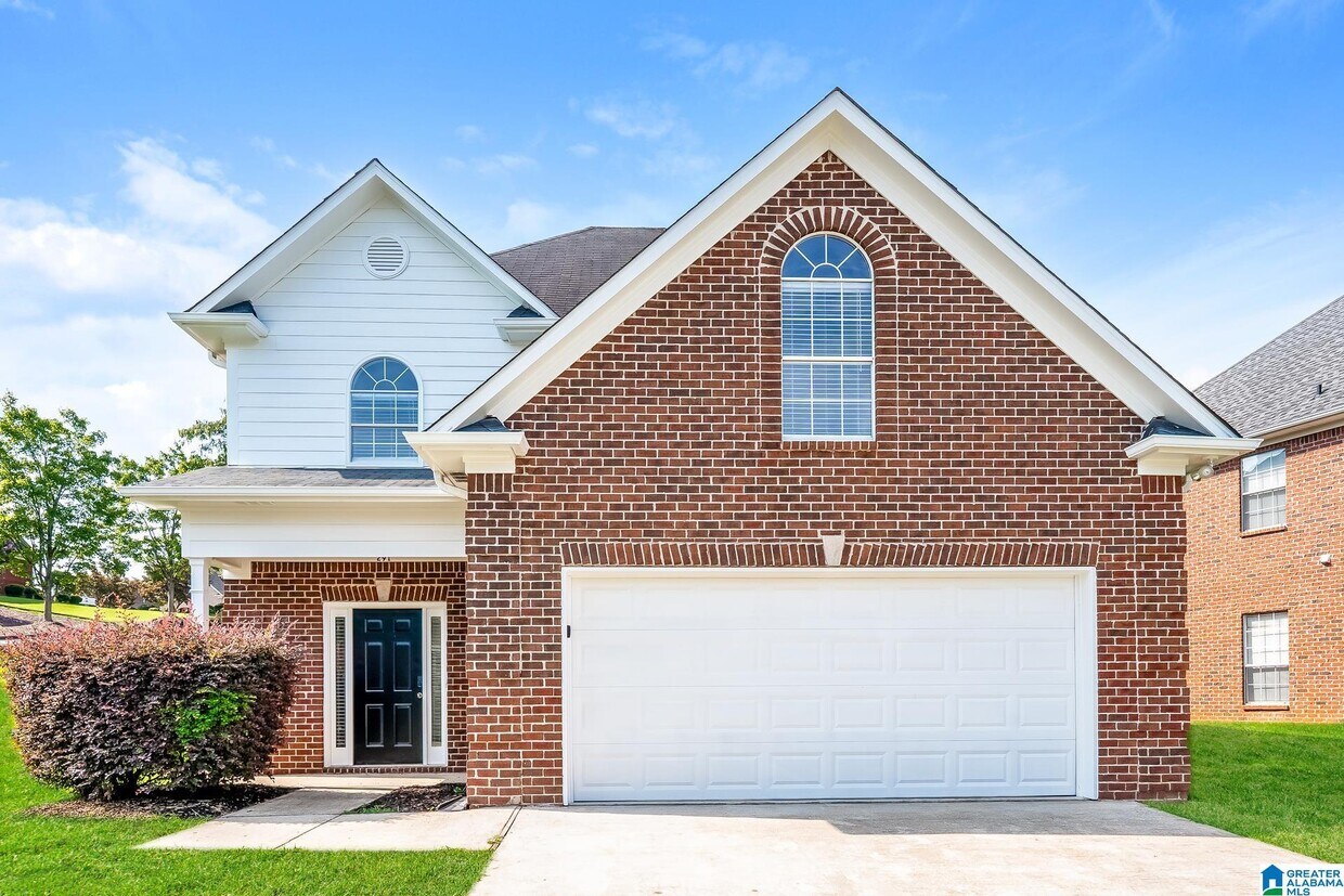 Foto principal - 291 Springdale Dr