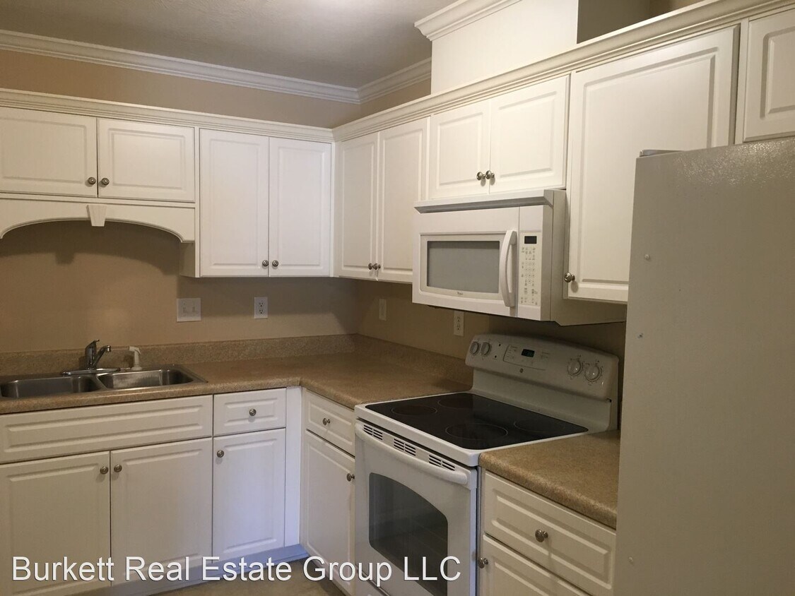 Foto del edificio - 3 br, 2 bath House - 641 Goodale Ln