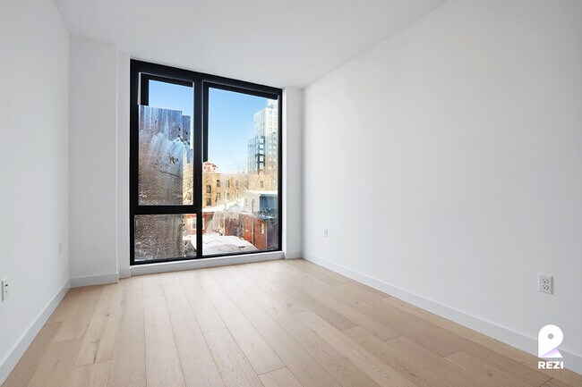 Foto del edificio - 148-37 88th Ave