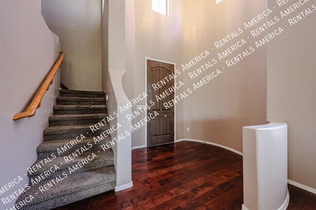 Building Photo - 16869 S 30th Ave