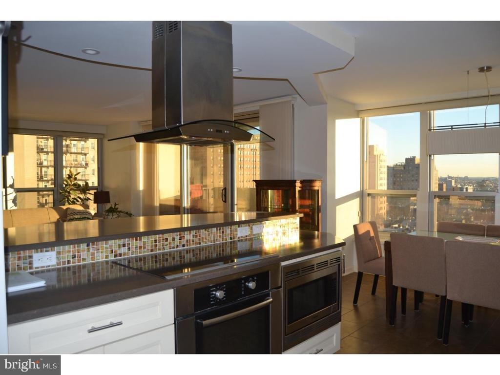 Foto principal - 224-30 W Rittenhouse Square