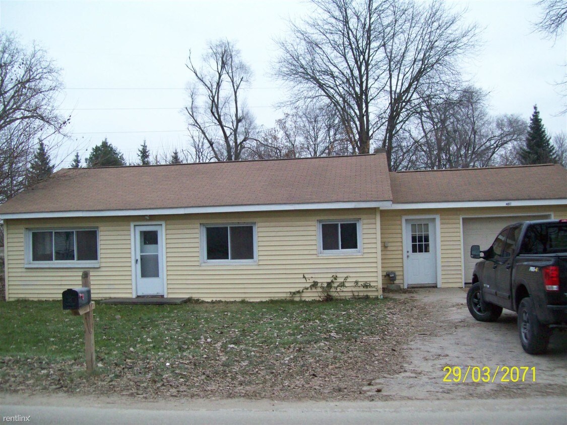 Primary Photo - 3 br, 1 bath House - 4017 Pringle Ave