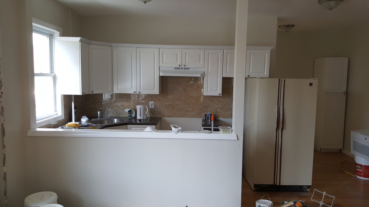 Brand new beautiful completely renovated kitc - 1973 Gildersleeve Ave