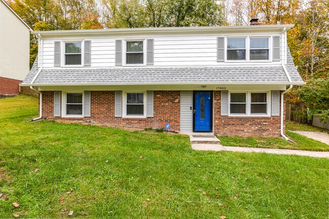 Foto del edificio - 17003 Village Dr W