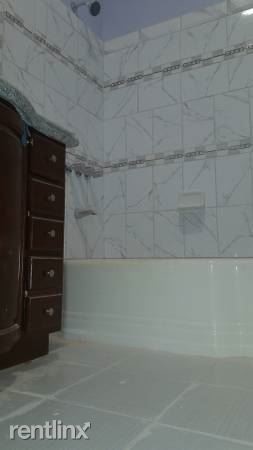 Building Photo - 4 br, 1 bath Apartment - 6705 Fresh Pond Rd