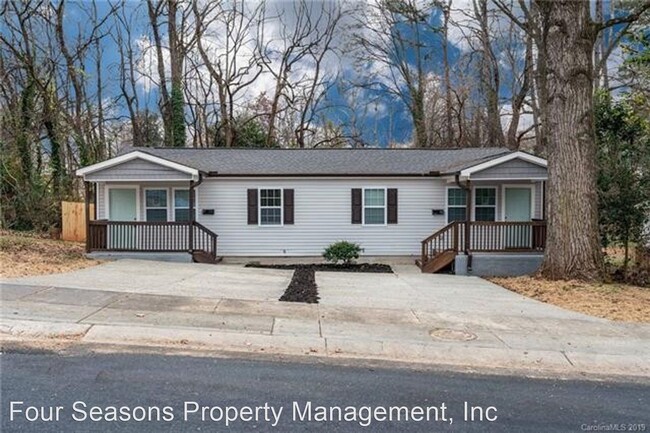 Building Photo - 2 br, 1 bath House - 2213 Kennesaw Drive