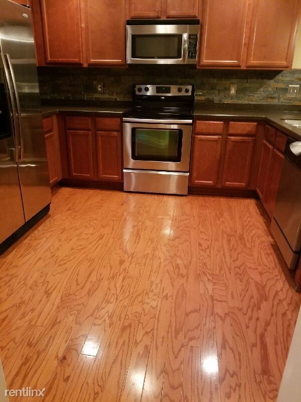 Foto principal - 4 br, 2.5 bath House - 164 Blackpool Dr