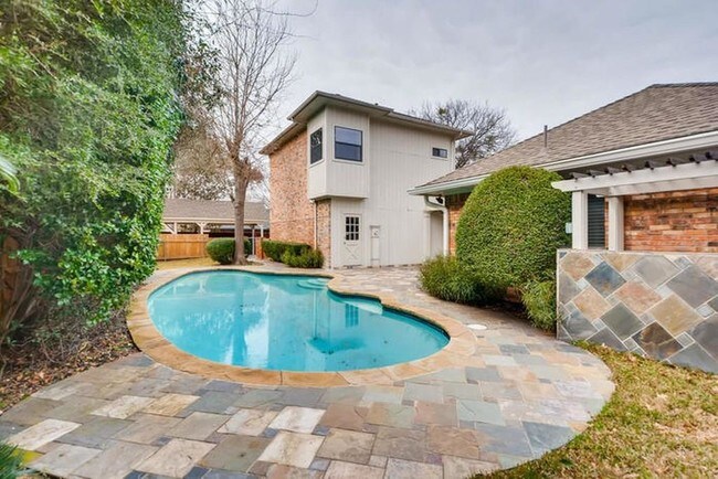 Foto del edificio - 539 Meadowview Ln