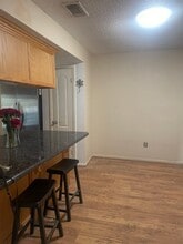 Building Photo - 2703 Walnut Hollow St