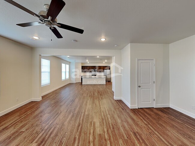 Foto del edificio - 6098 W Copper Hawk Dr