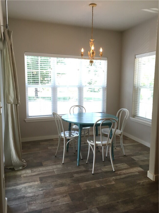 Foto del edificio - 1639 W Stone St