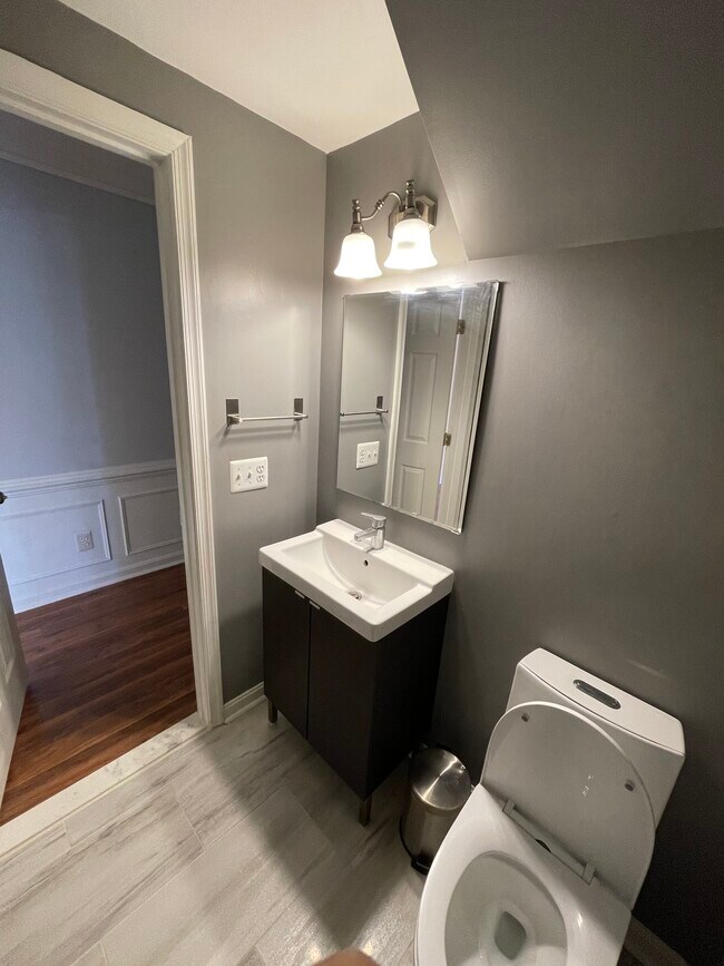 Foto del edificio - 4105 Lexington Ct