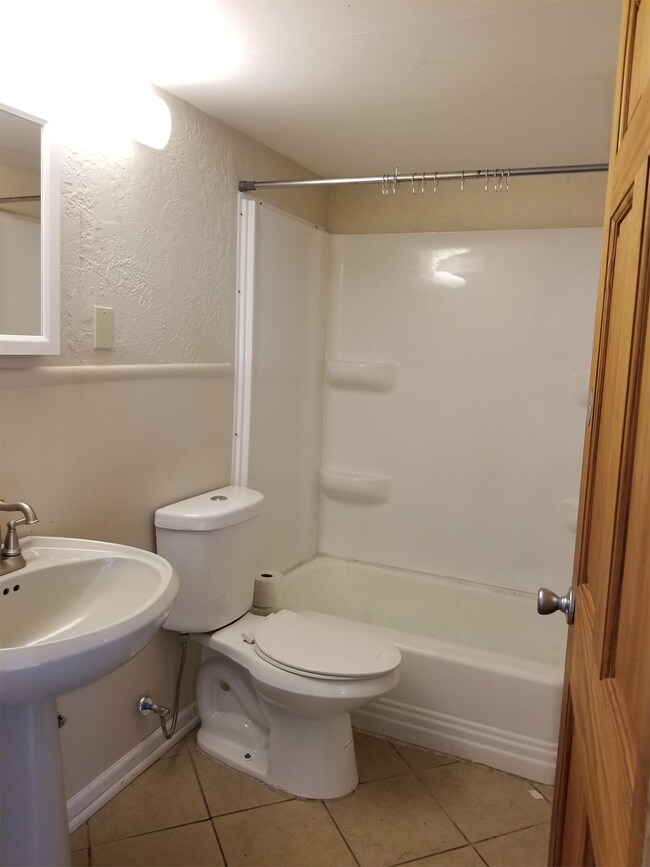 Foto del edificio - 316 E Ashley St