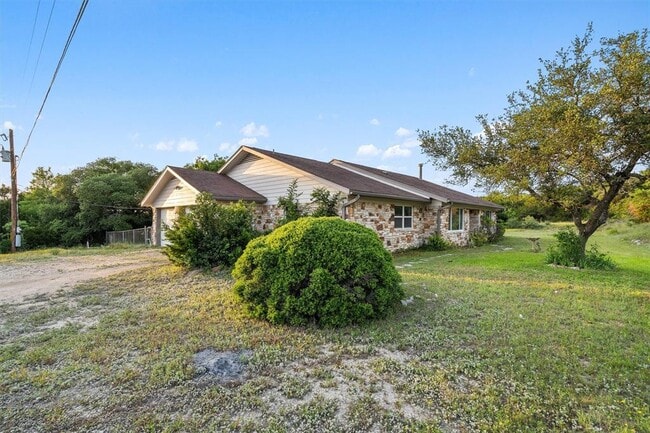 Foto del edificio - 11000 Ranch to Market Rd 1826