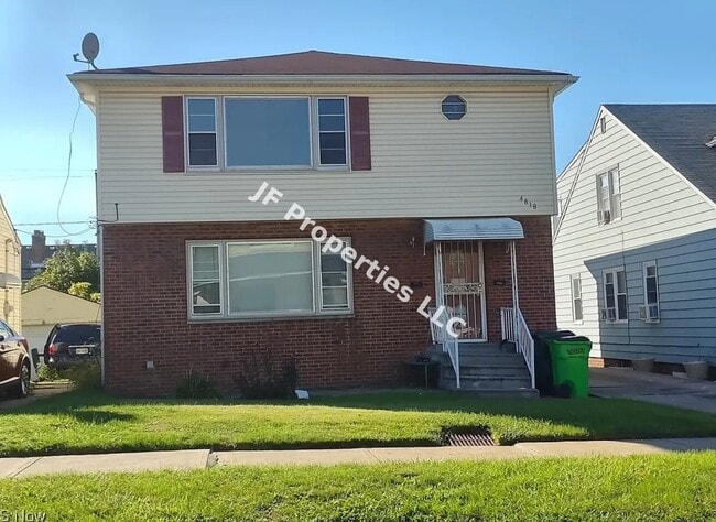 Photo - 4818 E 86th St (Garfield Heights, OH) Apartment