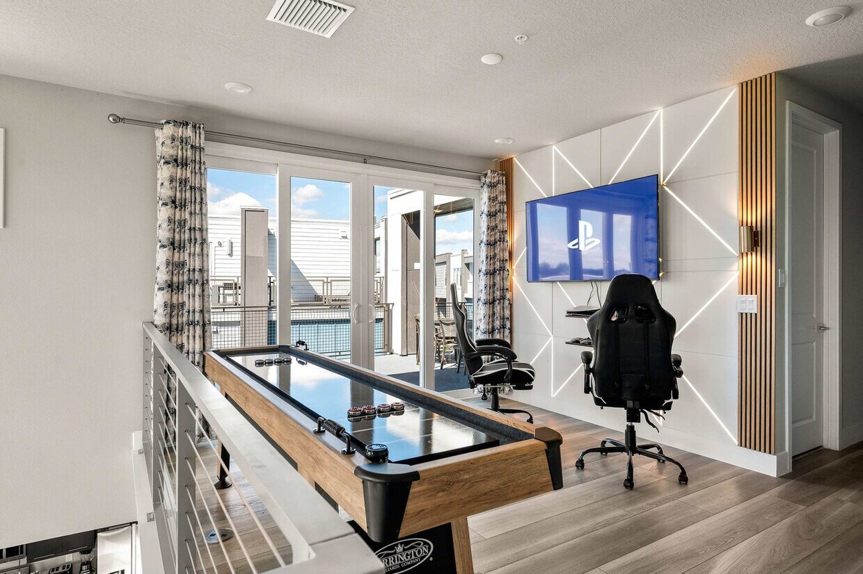 Foto principal - 7740 Sandy Ridge Dr