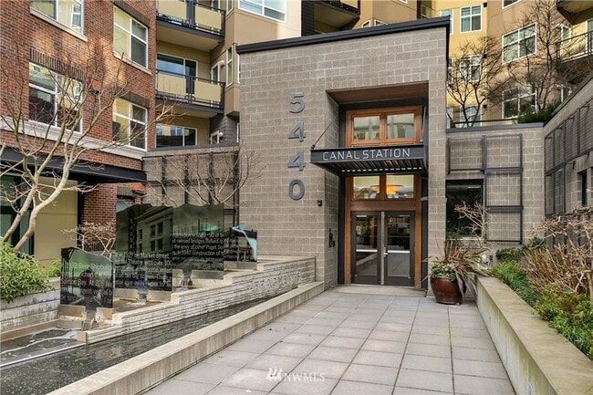 Building Photo - Step into luxury living at Canal Station i...