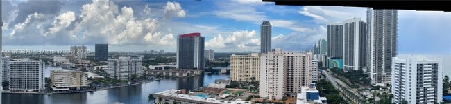 Foto del edificio - 1945 S Ocean Dr