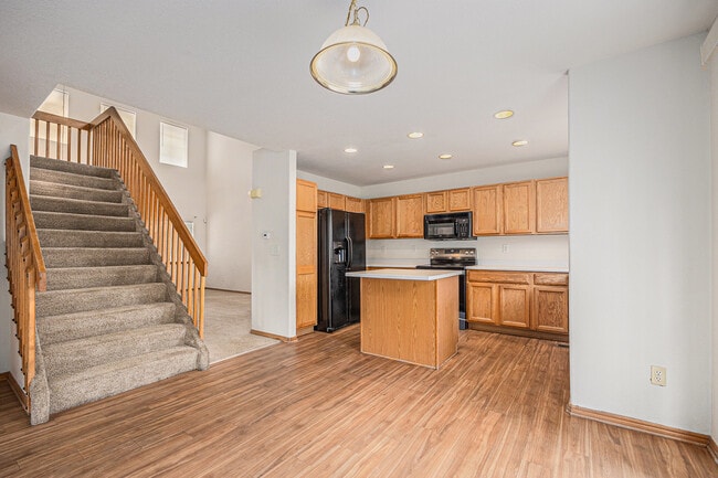 Photo - 1150 S Chester St House