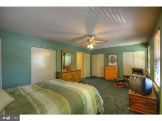 Foto del edificio - 19 Fawnhollow Ct