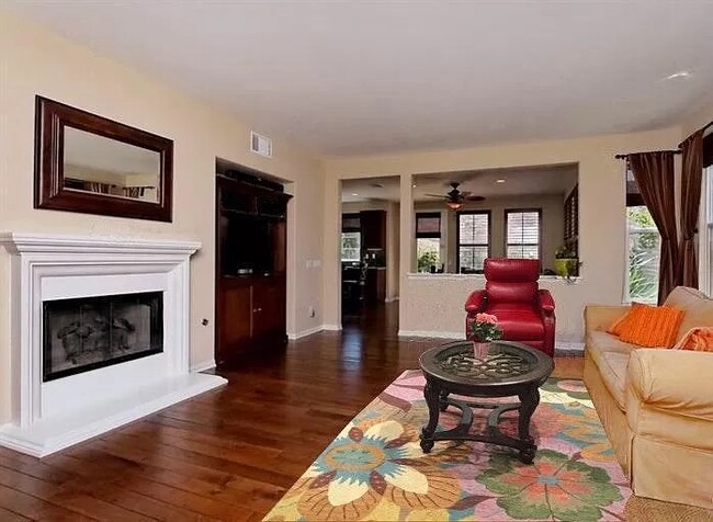 Building Photo - 3624 Young Wolf Dr