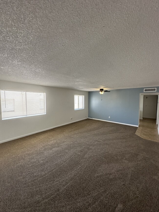 Building Photo - 10585 W Arica Rd