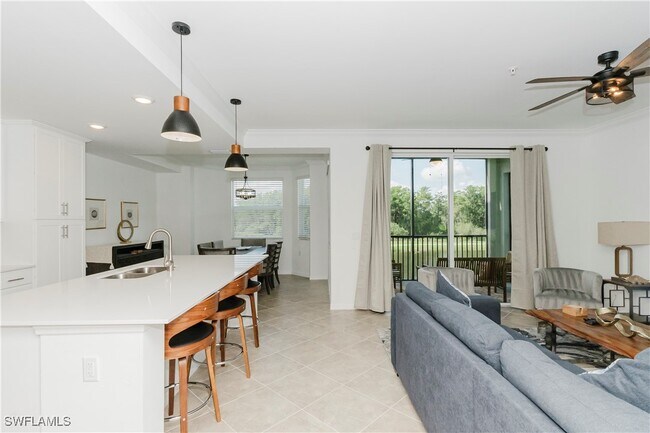 Foto del edificio - 6034 National Blvd