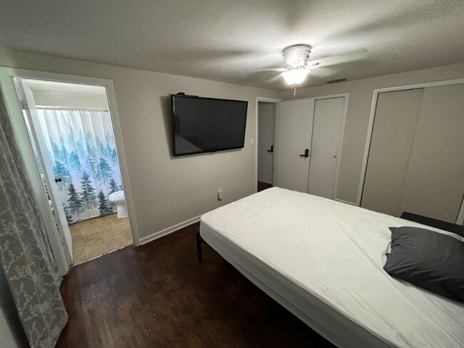 Foto del edificio - 740 Jenkins St