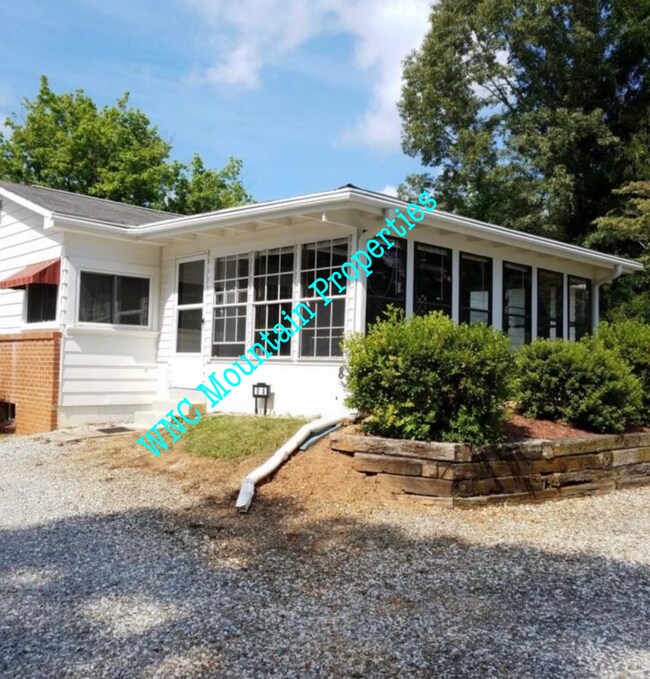 Building Photo - 221 Bent Creek Ranch Rd