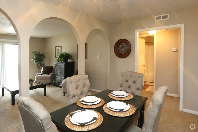 2BR,1BA-Arrow - Loxley Chase Apartments