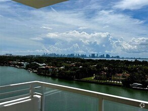 Building Photo - 5600 Collins Ave