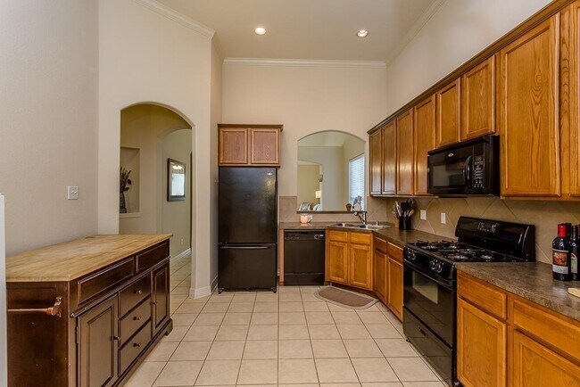 Building Photo - 6819 Kotlan Court