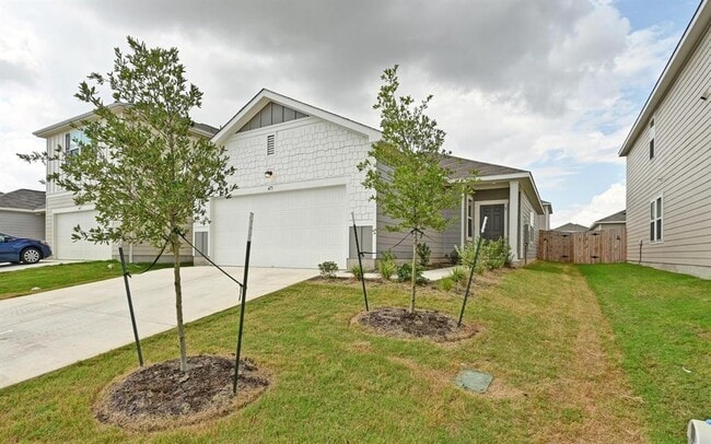 Foto del edificio - 473 Thistle Ln