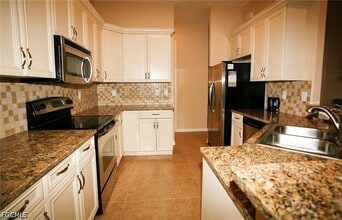 Building Photo - 11070 Esteban Dr