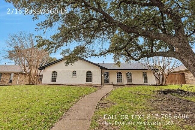 Building Photo - Newly remodeled Plano home ready for immed...