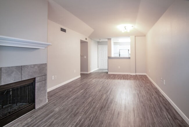Interior Photo - Wyndham Apartments