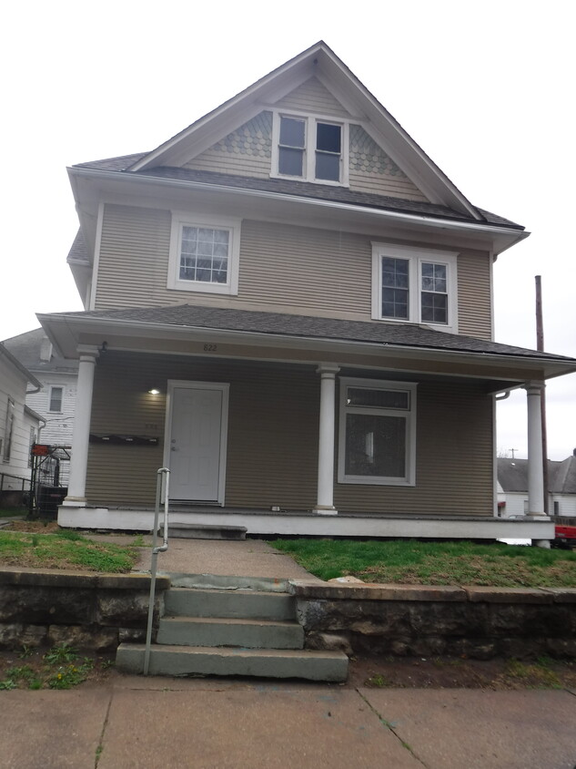 Primary Photo - 822 N 13th St