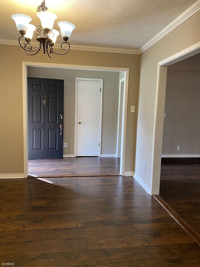 Building Photo - 4 br, 2 bath House - 2519 Whispering Oaks Cir