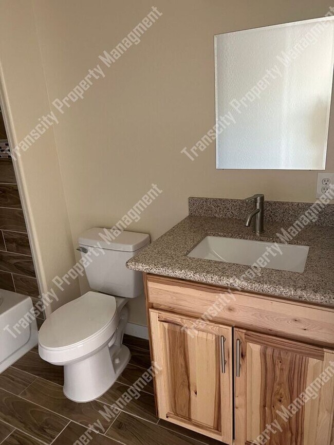 Foto del edificio - Duplex For Rent Arizona City 2 bed 2 bath