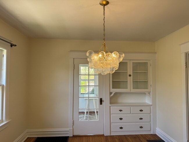 Dining room - 878 Ash St