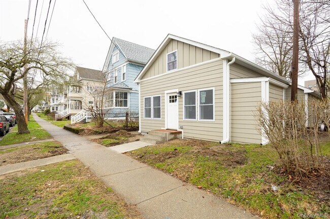 Foto del edificio - 1 Dean Pl