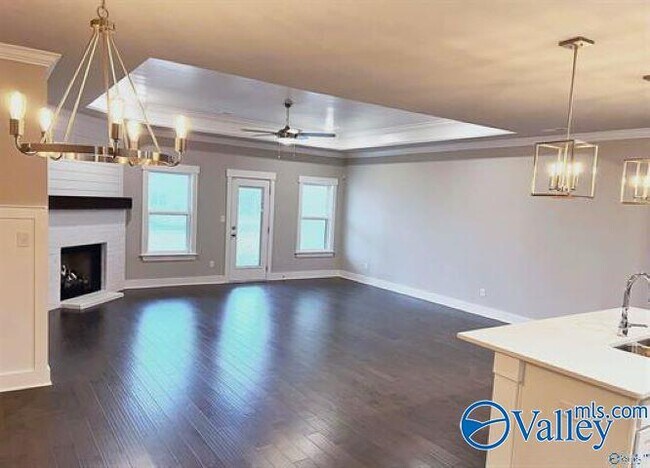 Building Photo - 429 Tillane Pk Cir