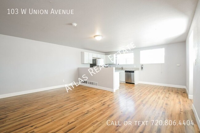 Building Photo - ONE MONTH FREE Newly Renovated Studio in L...