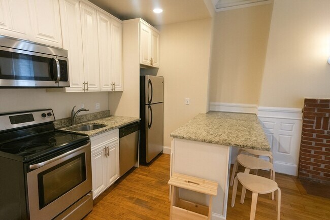 Foto del edificio - 591 Beacon St