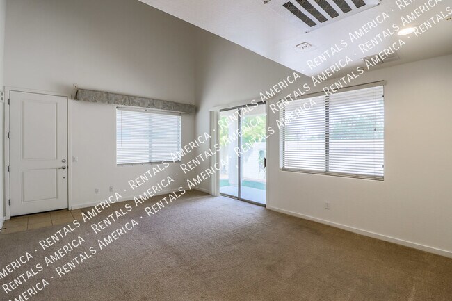 Building Photo - 544 N Alma School Rd
